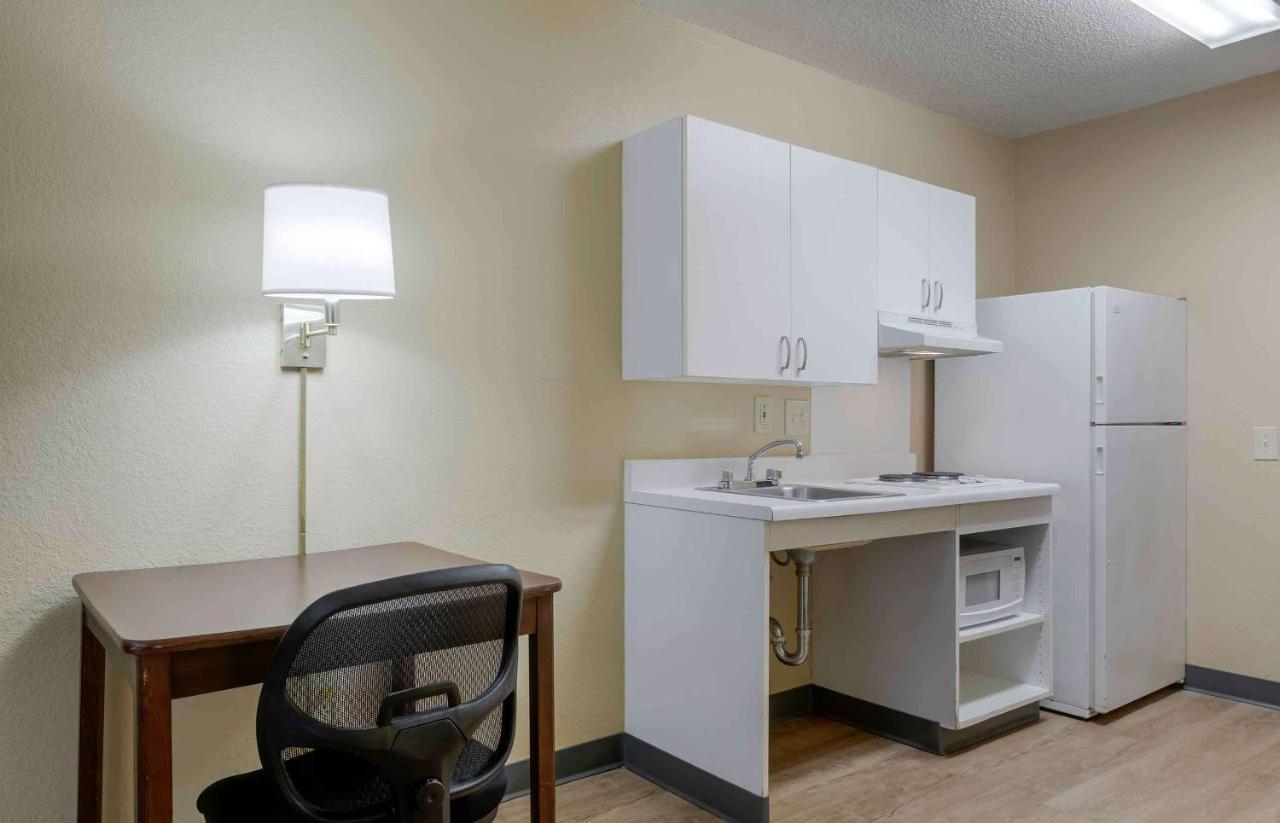 Extended Stay America Suites - Indianapolis - Airport Eksteriør bilde